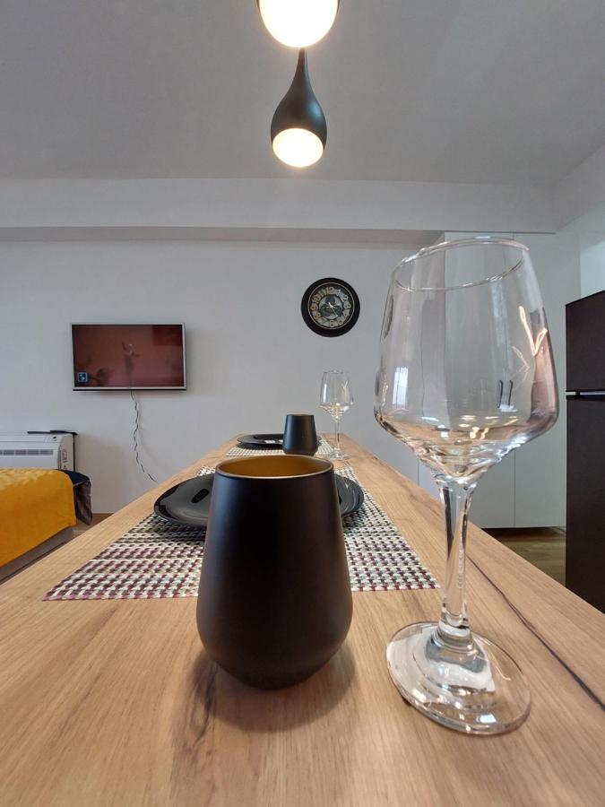 Box Apartment Скопие Екстериор снимка