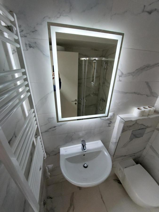 Box Apartment Скопие Екстериор снимка