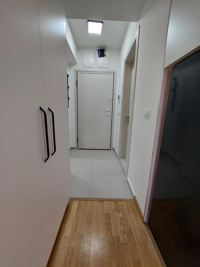 Box Apartment Скопие Екстериор снимка