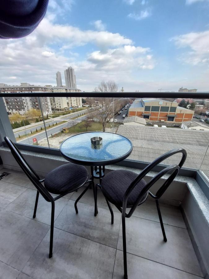 Box Apartment Скопие Екстериор снимка